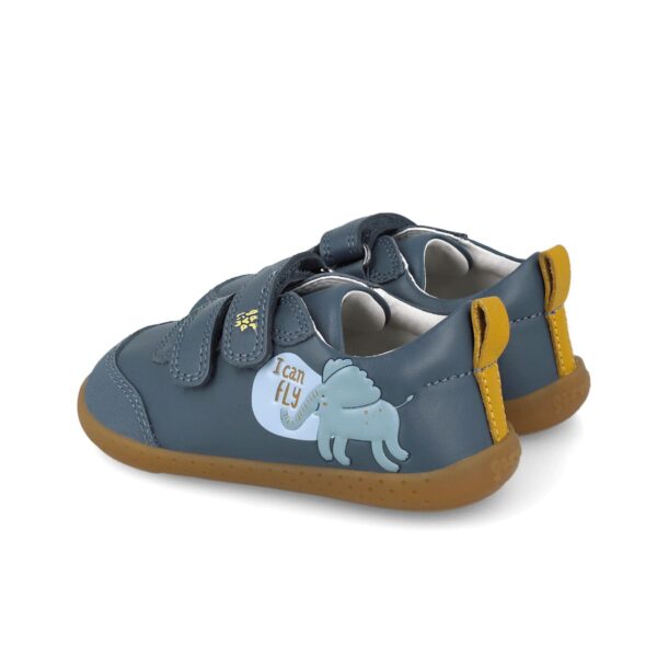 zapato infantil respetuoso Garvalín azul vista lateral hacia trasera