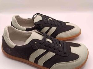 Zapatillas barefoot Coqueflex 4415 blancas y negras estilo samba con suela fina zero drop