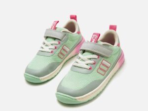 Zapatillas barefoot niña Mustang Free color verde y rosa con puntera ancha