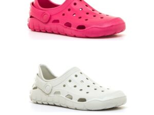 zuecos sanitario barefoot Mustang en fucsia y blanco ligeros y cómodos