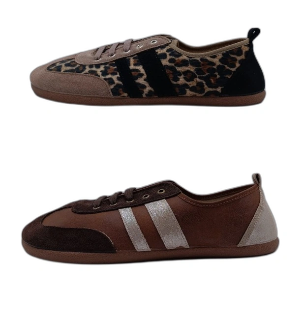 Deportiva barefoot mujer con estampado animal print y otra en marrón con plateado, suela flexible.