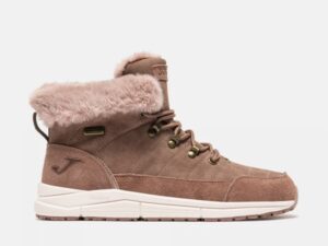 Vista lateral del botín barefoot Joma Yaris Lady para mujer en color taupe con acabado repelente al agua y suela antideslizante Joma.